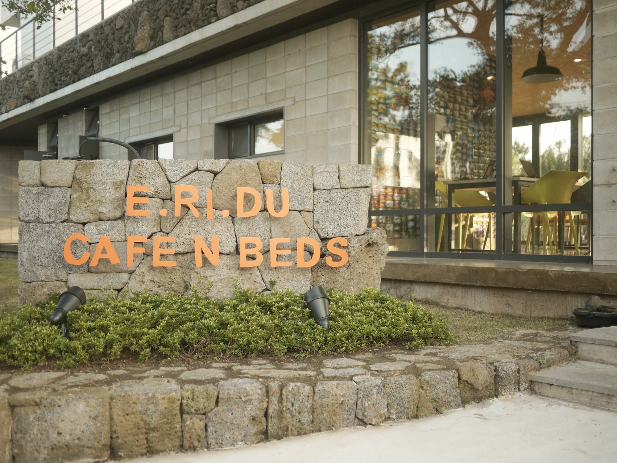 Hotel Eridu Cafe N Beds Sogüpcho Exteriér fotografie